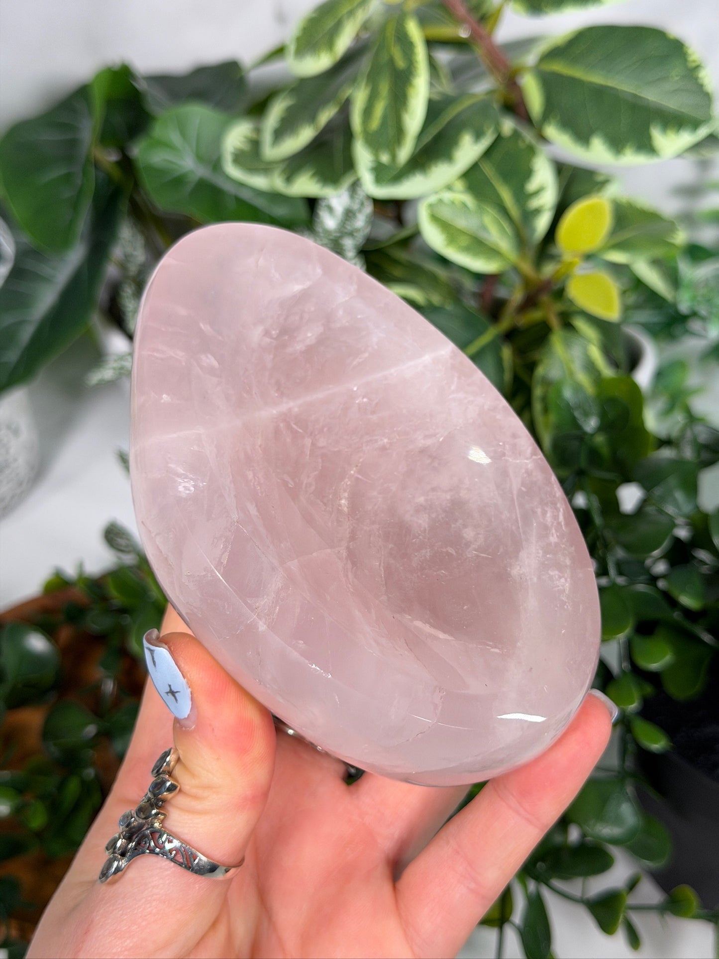 Rose quartz bowl 27