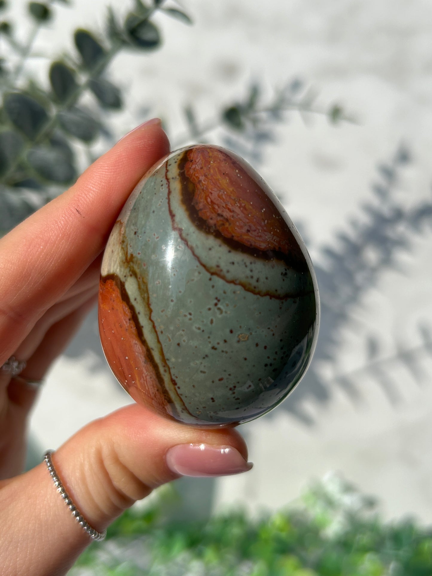 Polychrome egg 9e