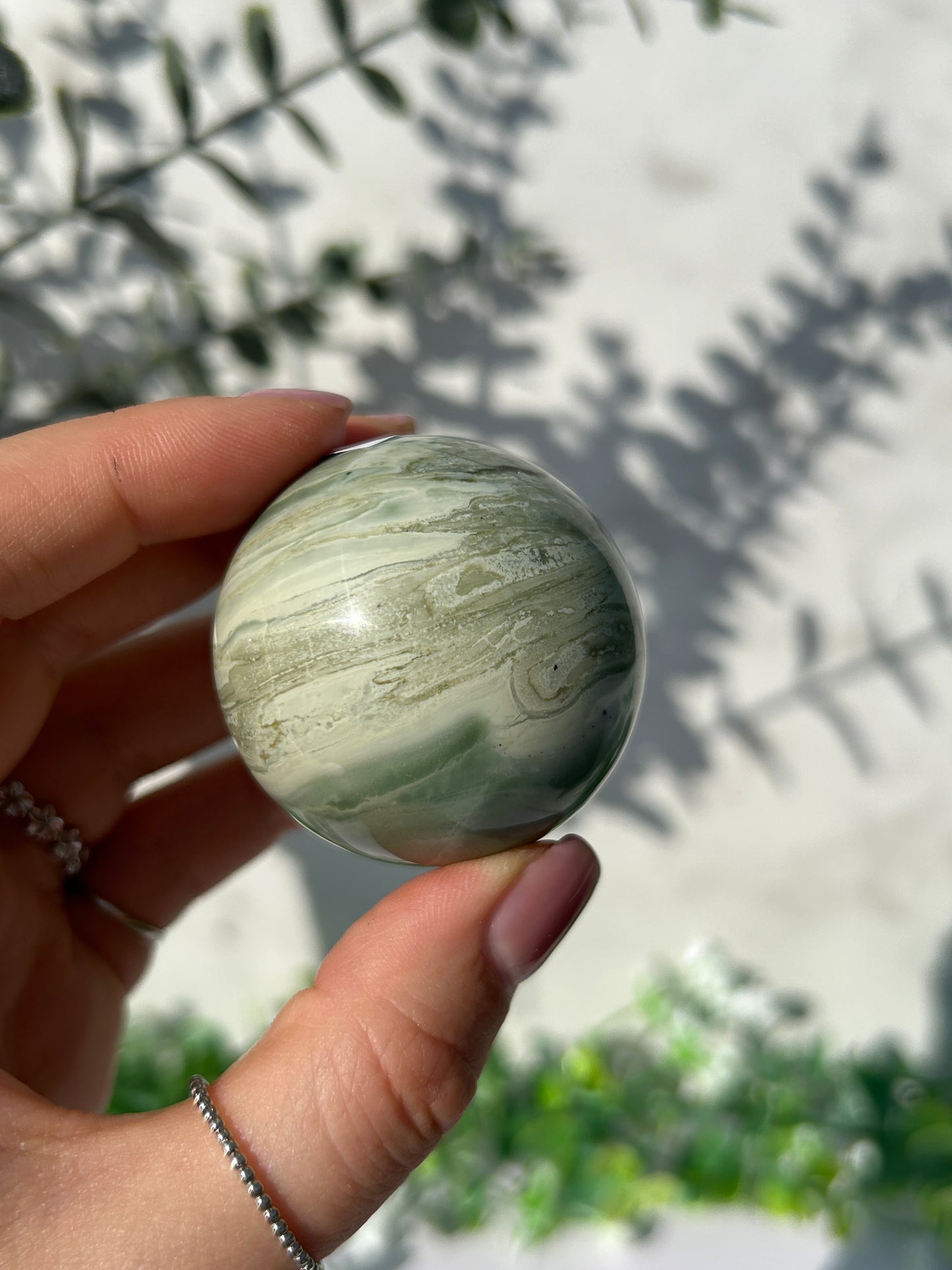 Serpentine Sphere 16