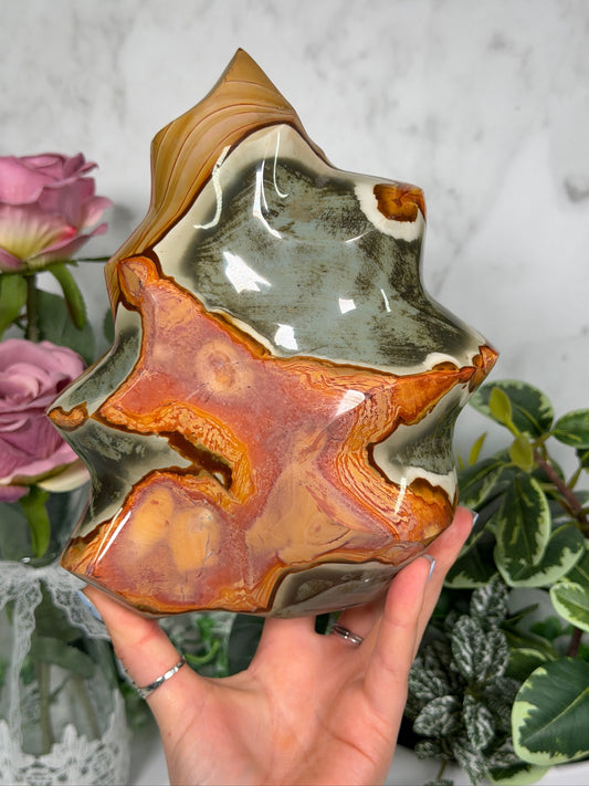 Polychrome flame 137