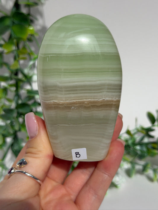 Green calcite 35