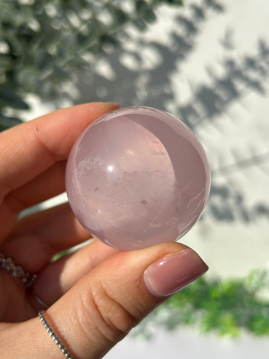 Star rose quartz sphere 30