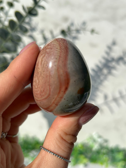 Polychrome egg 6j