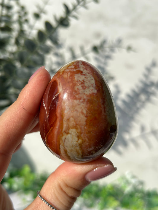 Polychrome egg 8a