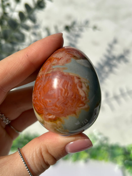 Polychrome egg 8d