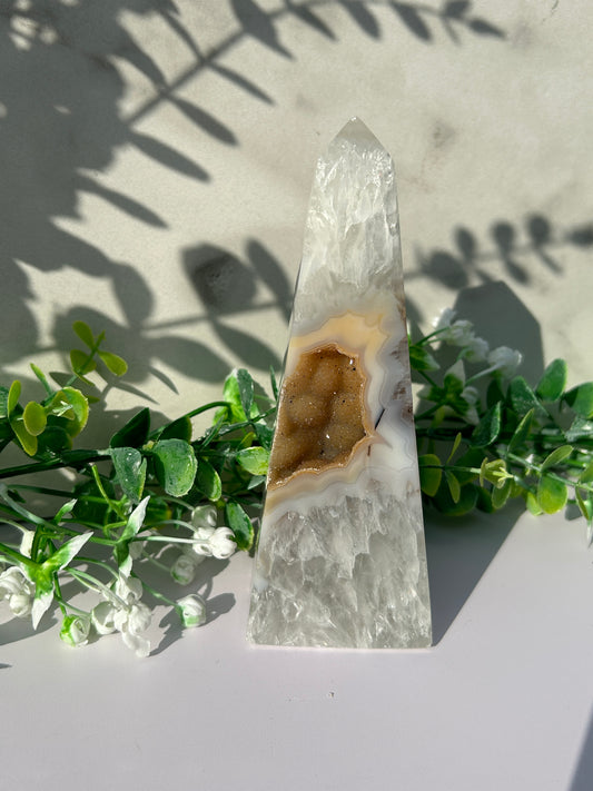 Druzy Agate Tower 65