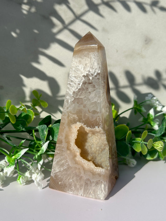 Druzy Agate Tower 62