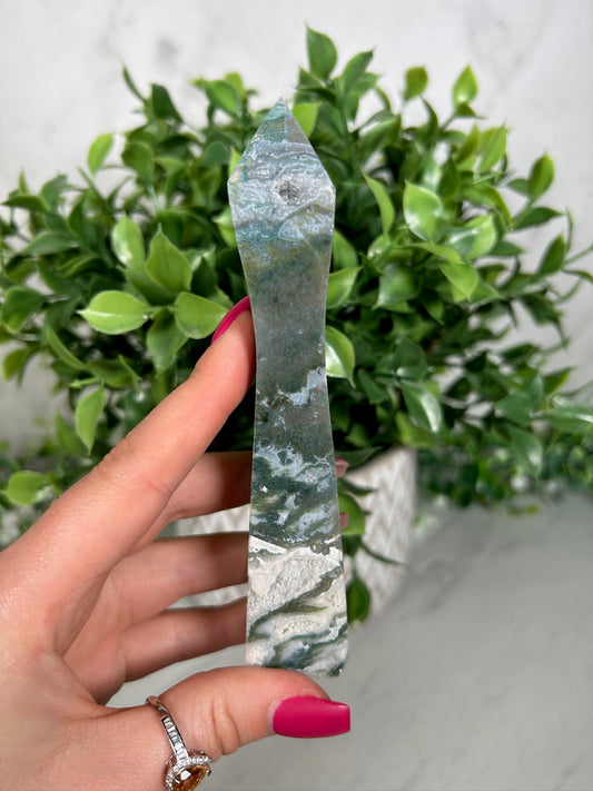 Moss agate tower 23