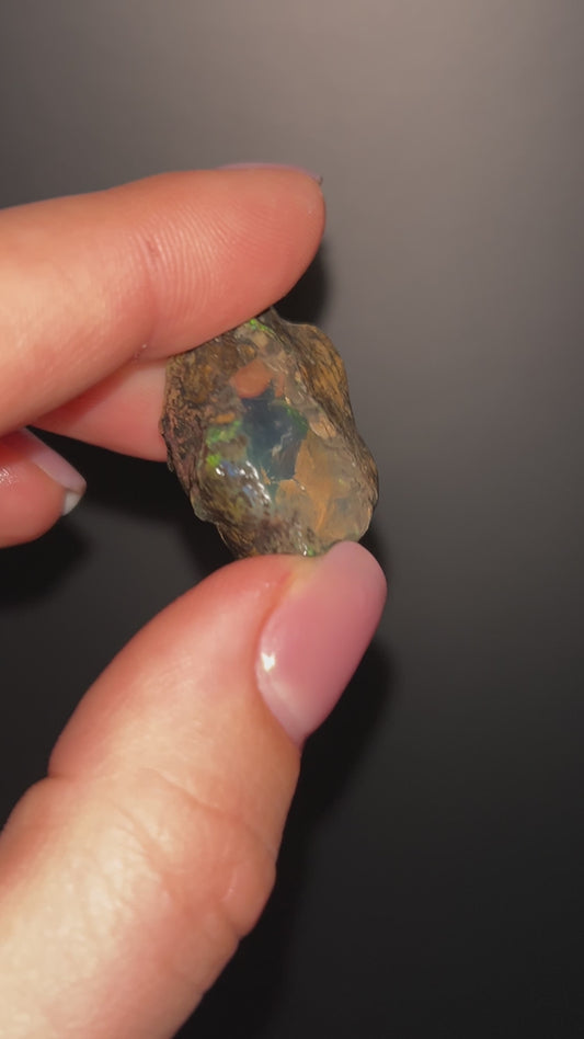 Ethiopian Water Opal 29